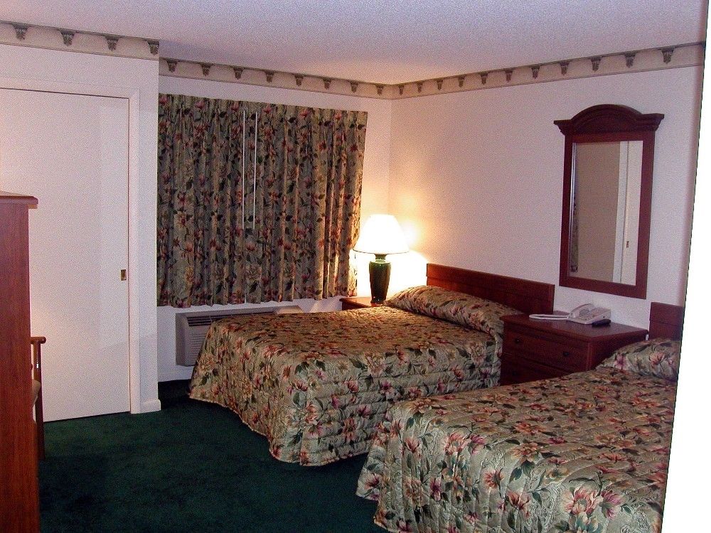 Villa Roma Resort And Conference Center Callicoon Bilik gambar